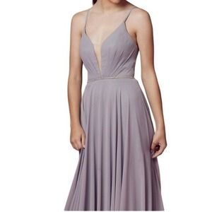Nox Anabel Silver Gray Sleeveless Rhinestone Formal Gown Sz 18 Bridesmaid Prom